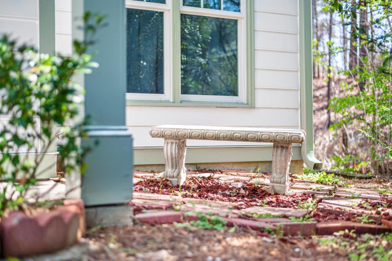 Cozy Industrial Kildaire Farms Home- Near Downtown Cary Bagian luar foto
